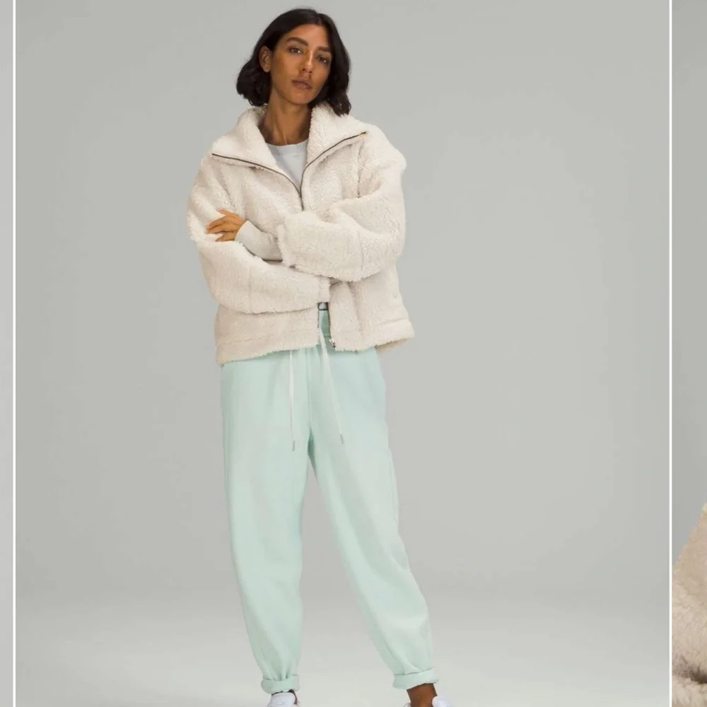 Lululemon Cinchable  Fleece Zip-Up Jacket (Like New) Size 10 White Opal